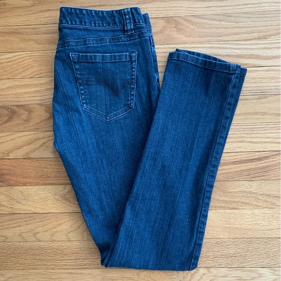 Vinyard Vines Jeans ~ Size 4, Straight Leg ~ Dark Wash ~ Great condition - Picture 5 of 5